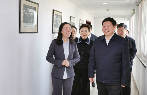 中共江苏省委书记娄勤俭走访民革江苏省委会机