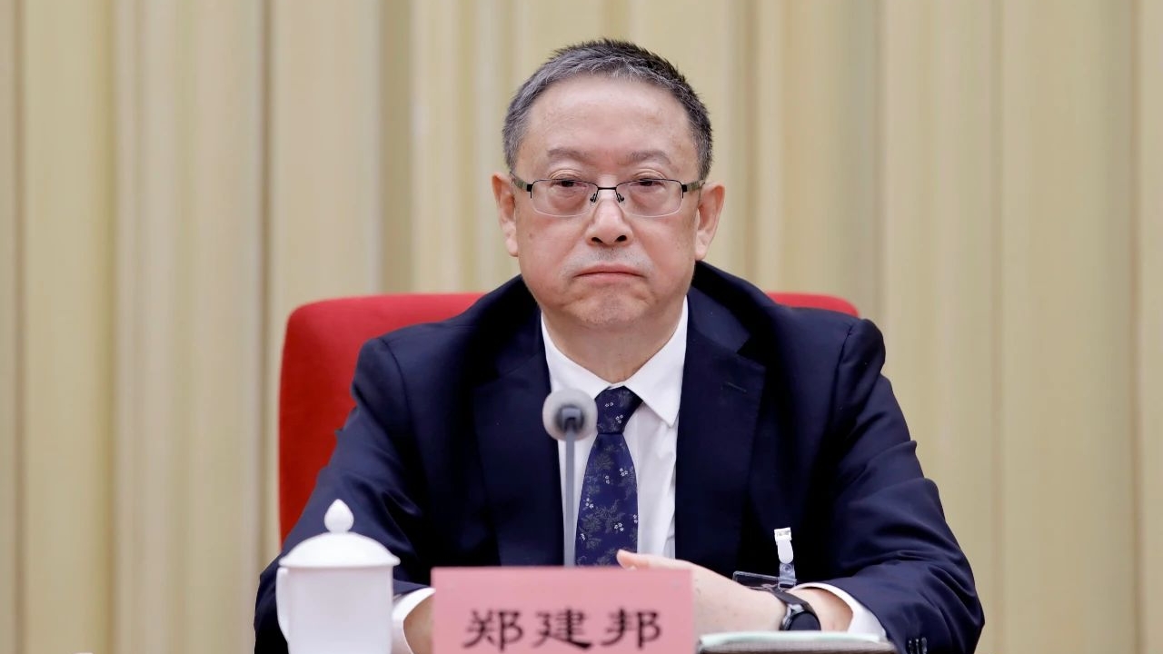 全国人大常委会副委员长、民革中央主席郑建邦出席闭幕会