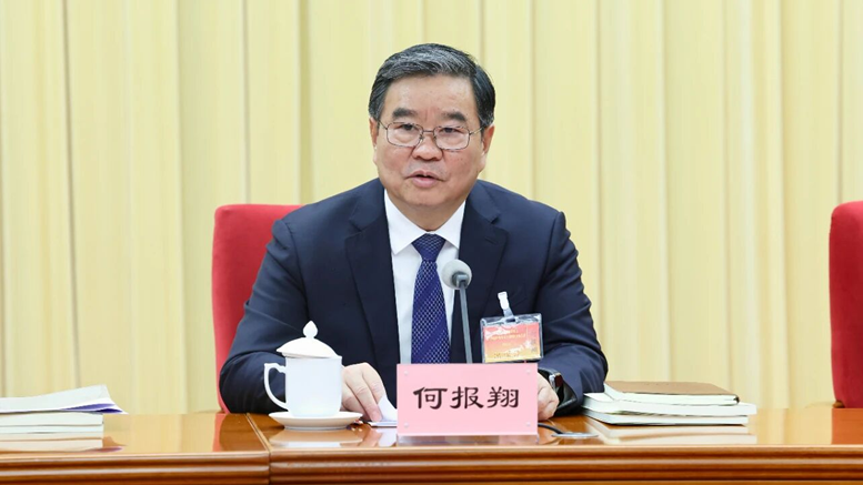 何報翔主持開幕會