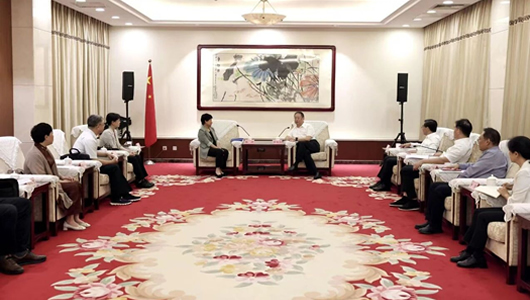 鄭建邦會見中共天津市委統戰部部長張玲一行
