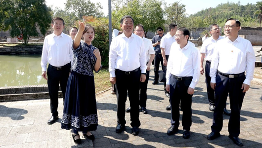 何報翔率隊赴江西開展“挖掘特色文化資源 厚植兩岸文化認同”祖統工作調研